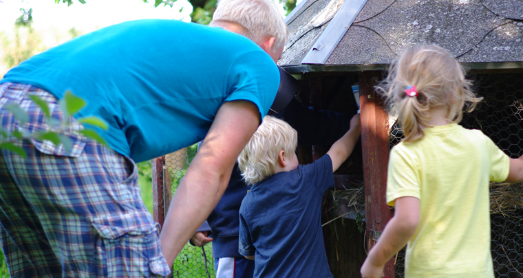 Familienglück auf dem Bauernhof